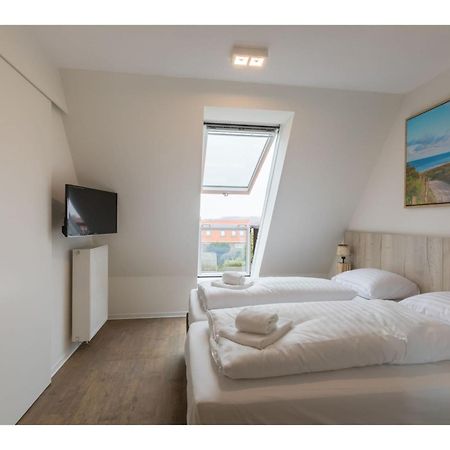 Luxurious Studio For 2 People A 1 Minute Walk From The Beach Of Заутеланде Екстериор снимка