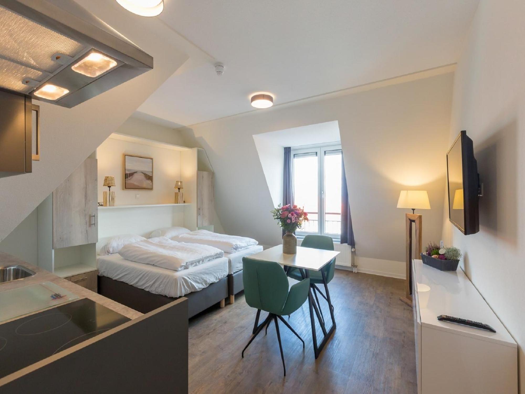 Luxurious Studio For 2 People A 1 Minute Walk From The Beach Of Заутеланде Екстериор снимка